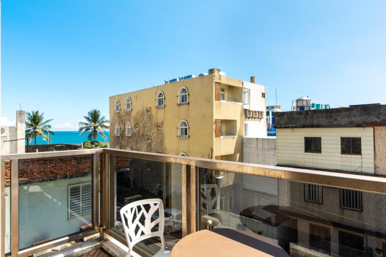 Long To Sea Again Apartment Kota Hualien Bagian luar foto